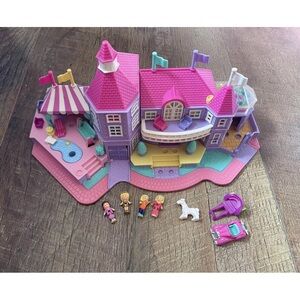 Vintage 1994 bluebird Polly pocket magical mansion complete set